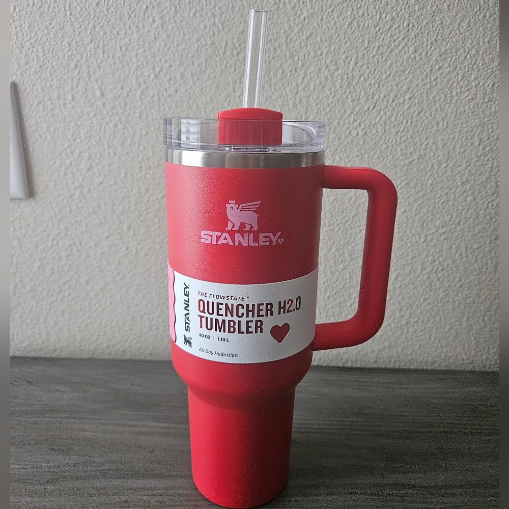 Stanley Quencher H2.O Tumbler 40OZ Target Red